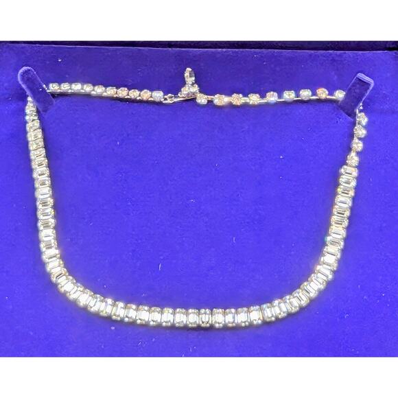 Vintage Weiss Signed Brilliant Cut Clear Baguette Rhinestone 16.5